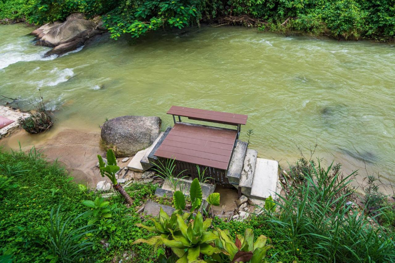 Thansila Resort Ranong Exterior photo