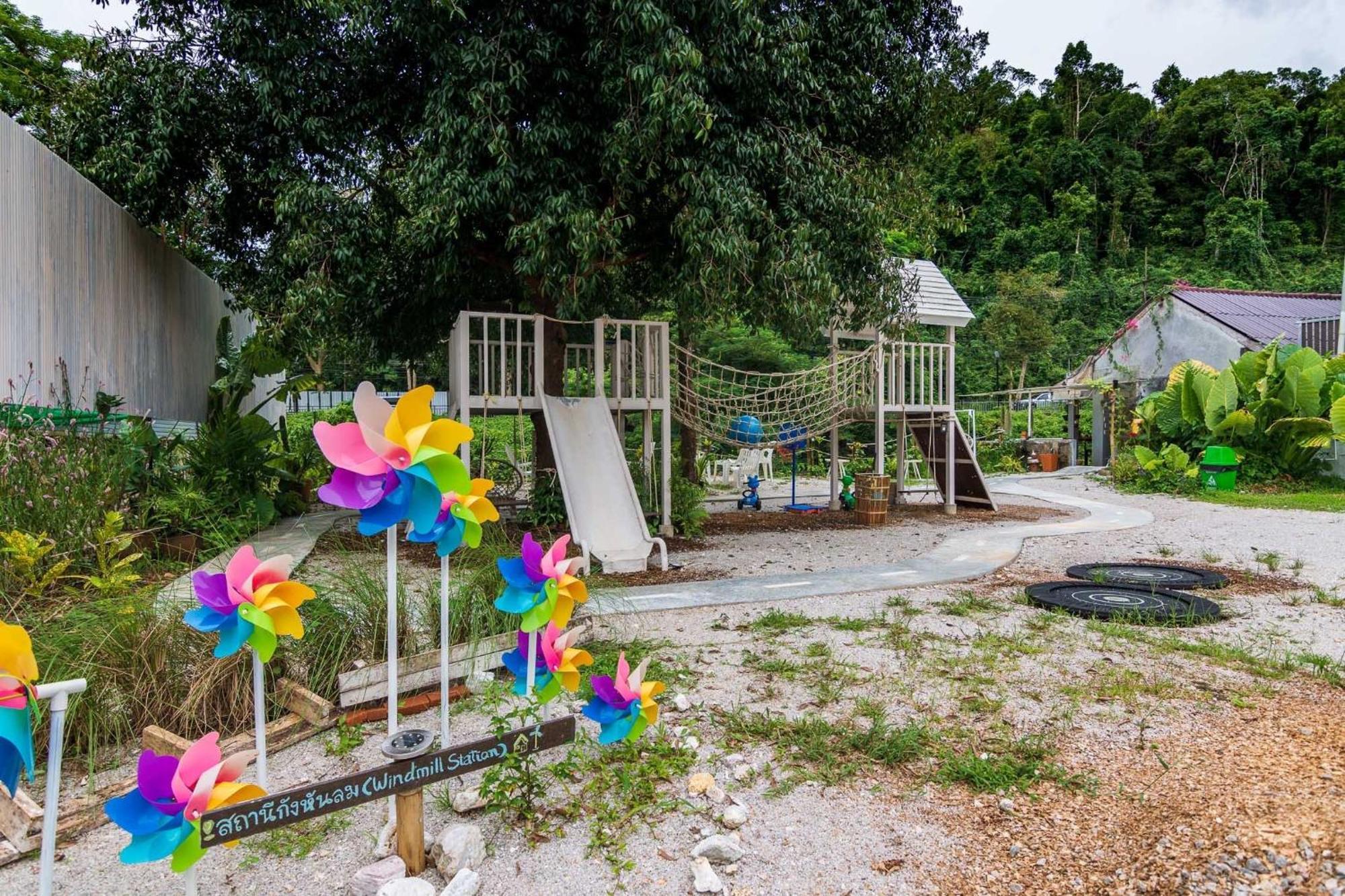 Thansila Resort Ranong Exterior photo